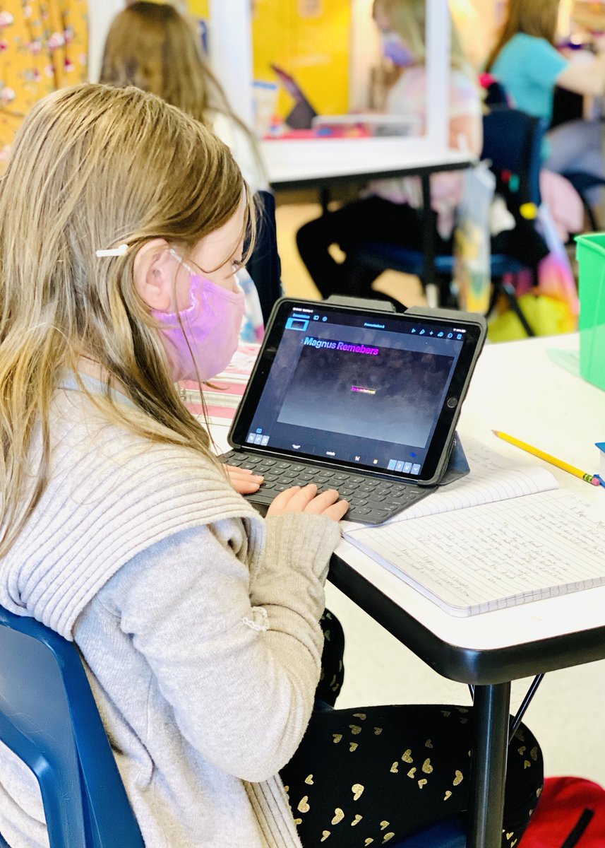 HeatherShortfro's tweet photo. 4th Grade students in @mrsradke4th's class are building on their poetry by creating multimedia displays in Keynote #TechTEKS #DonaldSTEM https://t.co/krAxaIHEMg