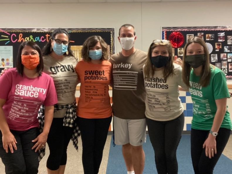 NicholsReads's tweet photo. The Specials Team at Nichols is excited about Thanksgiving and grateful for one another! #gratitude @nicholsfrisco @NicholsPhysEd @Nicholsartists https://t.co/WaIXEDit19