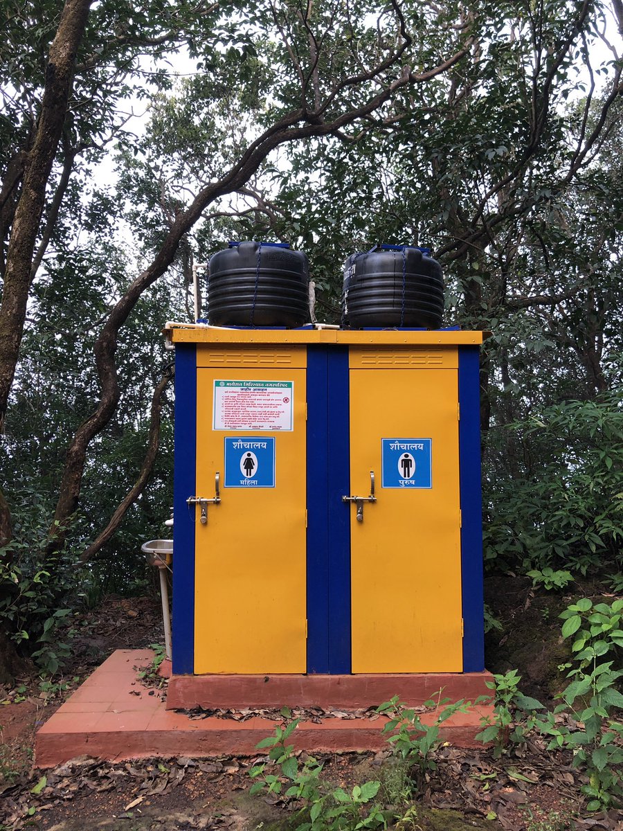 Next was a one tree hill point. We also saw an anthill on the way. There was a public toilet too, though locked (probably as not many tourists yet, but was good to see)  #Matheran (11)