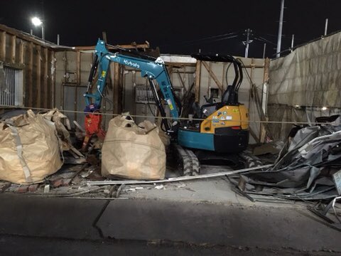 ট ইট র ホーヤミン この辺の開発の話はちらちら聞く けど 昔からずっと動かずって感じだったからなあ 私はもともとこの辺の地元民ではないから地主筋の話はよく分からないな