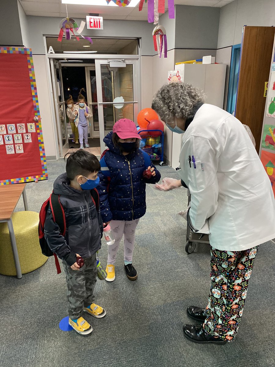 Wilson Elementary (@gowilsonrangers) on Twitter photo Thank you <a href="/CISDNutrition/">Coppell ISD Child Nutrition</a> for helping keep our Red Apple for Red Ribbon Week tradition alive! π Today, every Wilson Ranger received a red apple as they entered the building. We are healthy AND drug free! #WilsonWay #StrongerTogether Thank you <a href="/CISDNutrition/">Coppell ISD Child Nutrition</a> for helping keep our Red Apple for Red Ribbon Week tradition alive! π Today, every Wilson Ranger received a red apple as they entered the building. We are healthy AND drug free! #WilsonWay #StrongerTogether