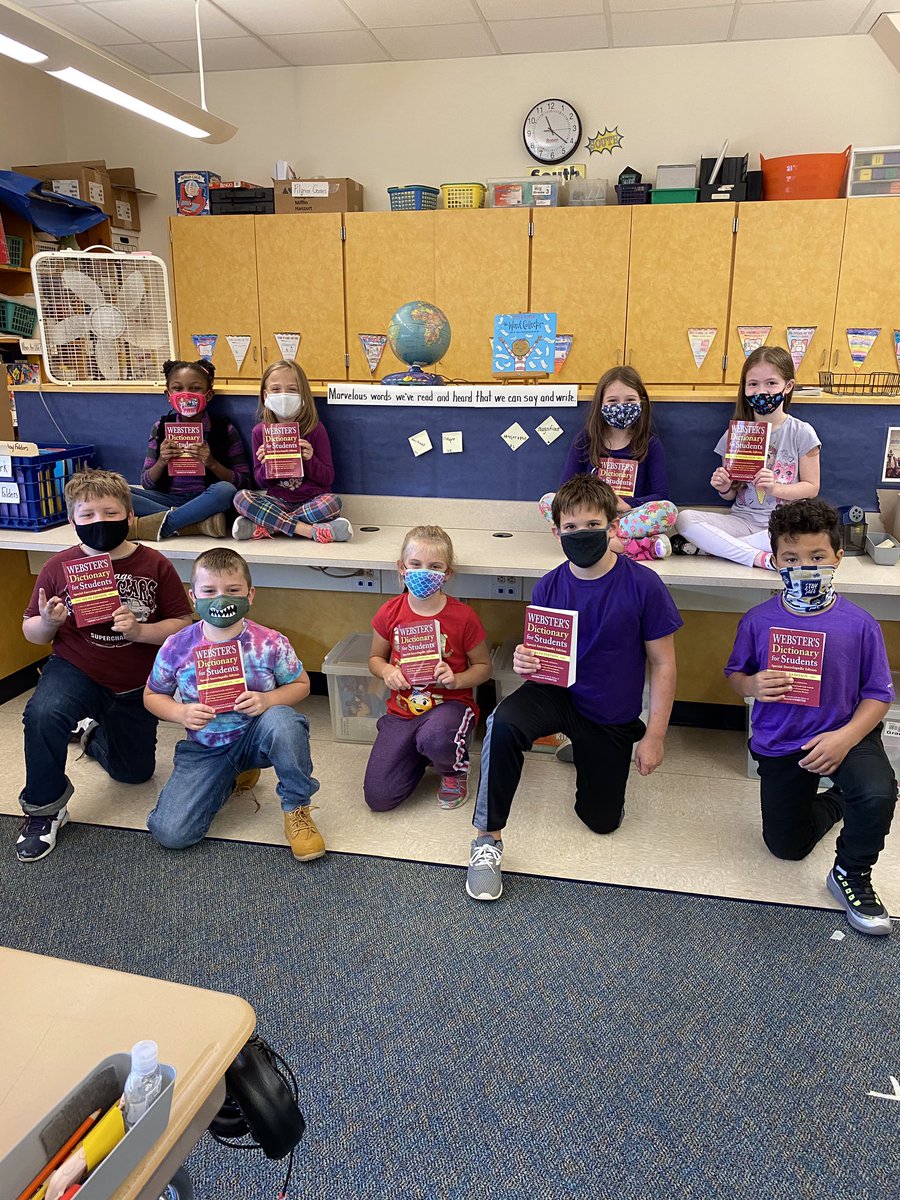 principalvsgs's tweet photo. Thank you to the Cohoes-Waterford Elks for the dictionary donation to our 3rd grade! https://t.co/aurQ5d0n36