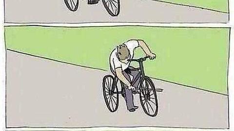 EasyTig71499838's tweet photo. se complotan por twitter para fundir #CorreoCompras fueron, son y serán el meme de la bici https://t.co/AjKAFLZ6EU
