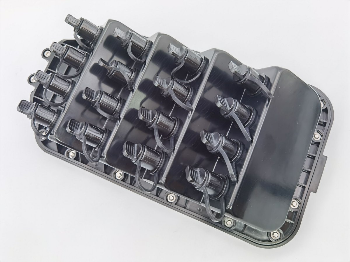 springoptical's tweet photo. Spring Optical new Launched #FTTAbox, #naps #napbox #ftth #fttx #OptiTap #huawei #Minisc #ODVA #ODC #FullAXS solutions, with max 18port adapters, perfect smaller size with multi service terminal function, contact us by https://t.co/lsaVGHQJ63 or whatsapp: +8618813926110 https://t.co/s1CMDgmVRl