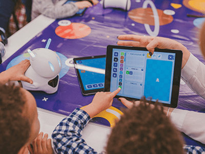 edwebnet's tweet photo. TOMORROW! #edWebinar Coding and Robotics for Deeper Learning @MrMoraliLHS @Photon_Official @Eduscape https://t.co/VCJn5cssxL https://t.co/vQbqVoZJ07