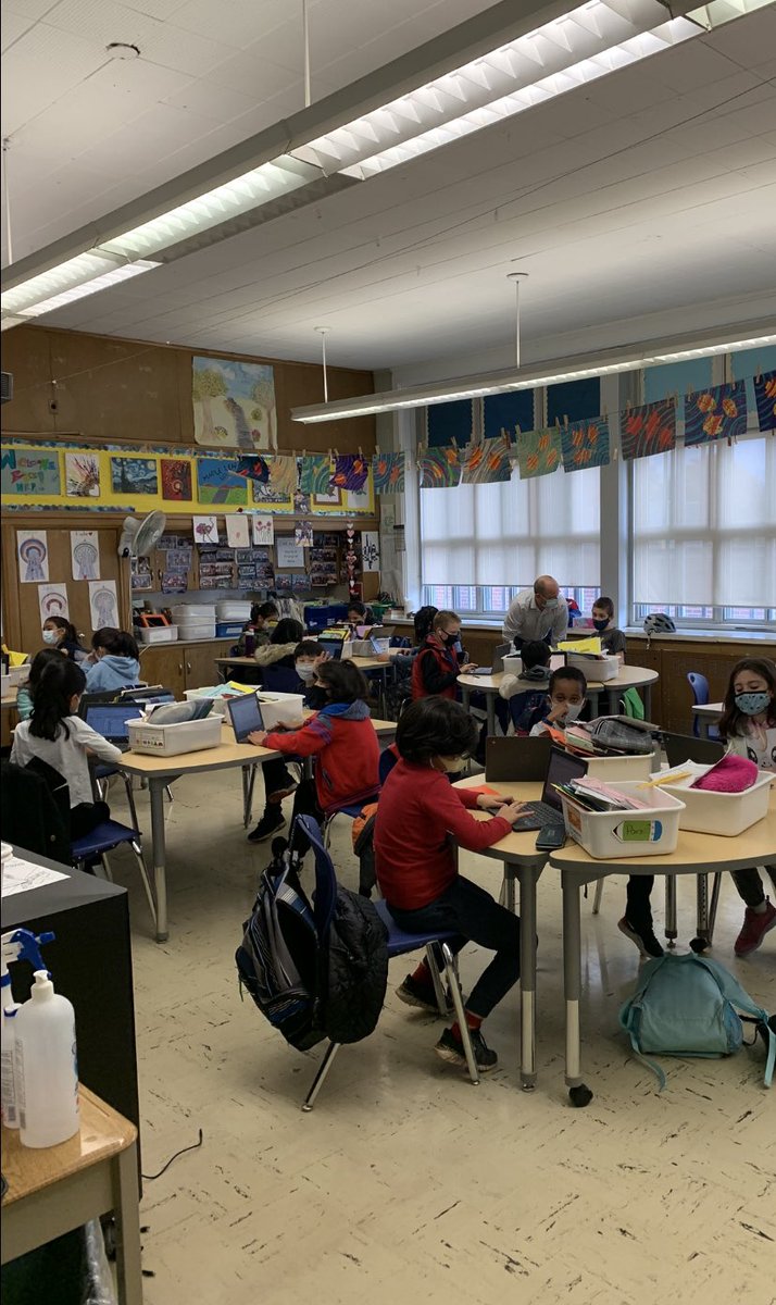 Harrisontdsb's tweet image. Some amazing art work from our @Harrisontdsb grades 4 and 5 #students showing #elementsofdesign @tdsb