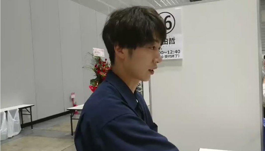 おじゃる あたしが10年以上ずっと好きな芸人さんなんですけど 最近カッコ良さが爆発してるんです はん にゃの金田哲さんって言うんですけど よかったら覚えてください笑 はんにゃ 金田哲