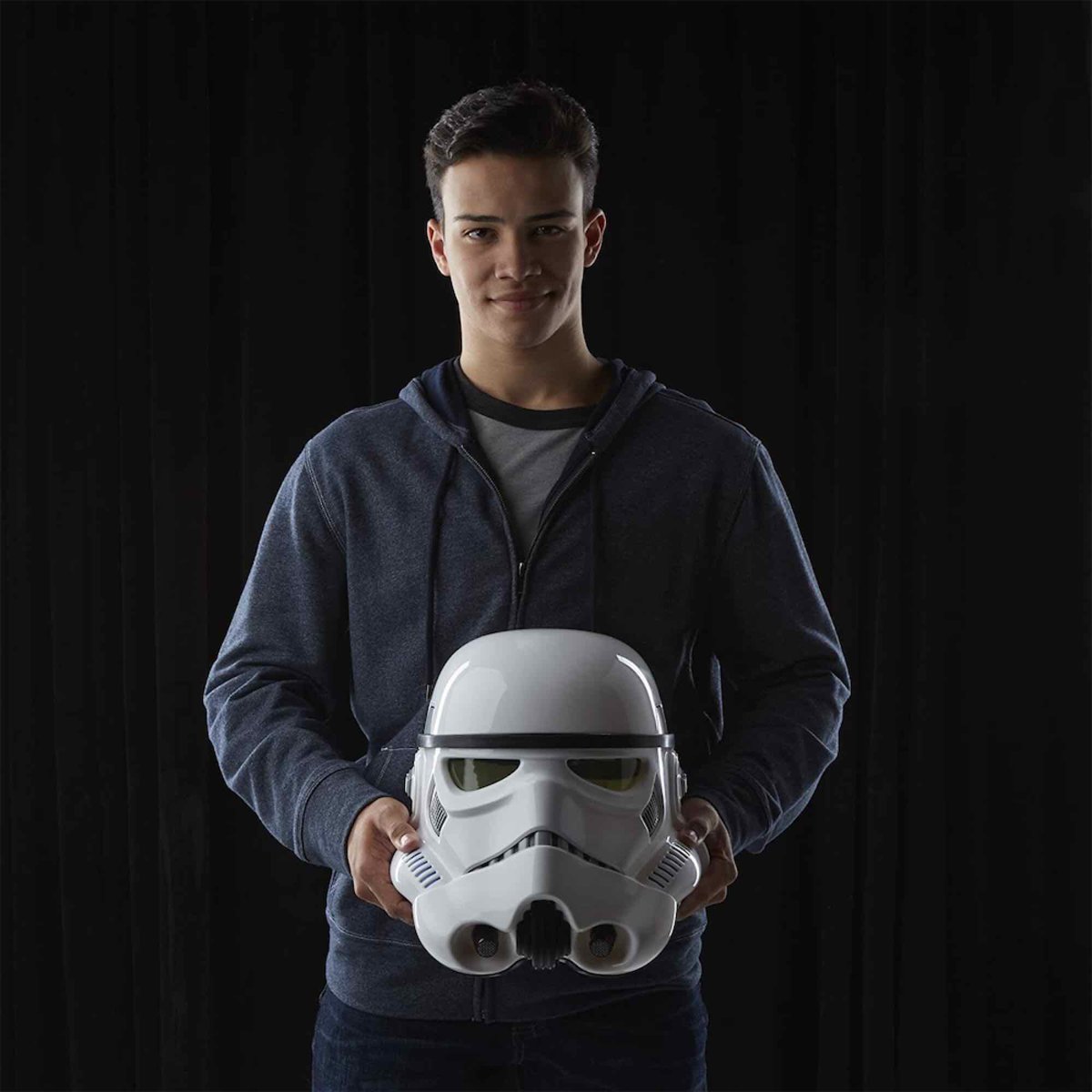 Outletfriki's tweet photo. Be smart, compra en https://t.co/T0Nd1BaVtx!
No te pierdas lo que tenemos hoy preparado para tí, fiel trooper..
#befrikimyfriend #outletfriki #starwars #strontrooper #stormtrooperhelmet #escalareal https://t.co/K97wRR4WAR