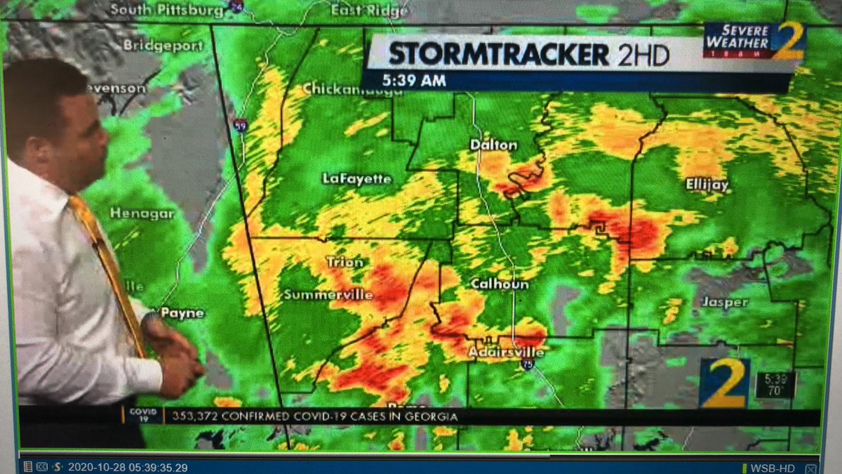 DarrynMooreWSB's tweet photo. The rain is back. Expect flooding, power outages and fallen trees. #wsbtv https://t.co/leZx5rqcyR
