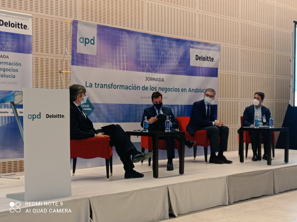 InsCarrasco's tweet photo. Arranca la primera mesa de la jornada La transformación de los negocios en Andalucia con Miguel Somé de @PRODIEL Juan Martínez Barra de @UniversalDX y Manuel Alejandro Cardenete de @TurismoAND. Modera José Pérez de @Deloitte #transformacionnegocios https://t.co/AyEVj0IpQU