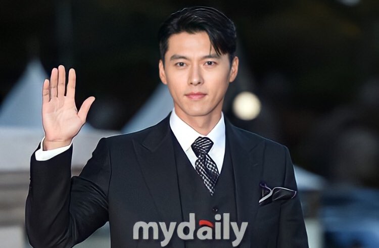 SonYeJinHyunBin's tweet photo. Look at our handsome Hyun Bin💘
#crashlandingonyou #crashlandingonyouedit #crashlandingoflove #cloyedit #cloy #cloybaeksang #cloybestscenes #cloyfever #cloyster #hyunbin #hyunbinfanclub #hyunbinlove #hyunbinactor #hyunbinedit https://t.co/LWliA1rgtg