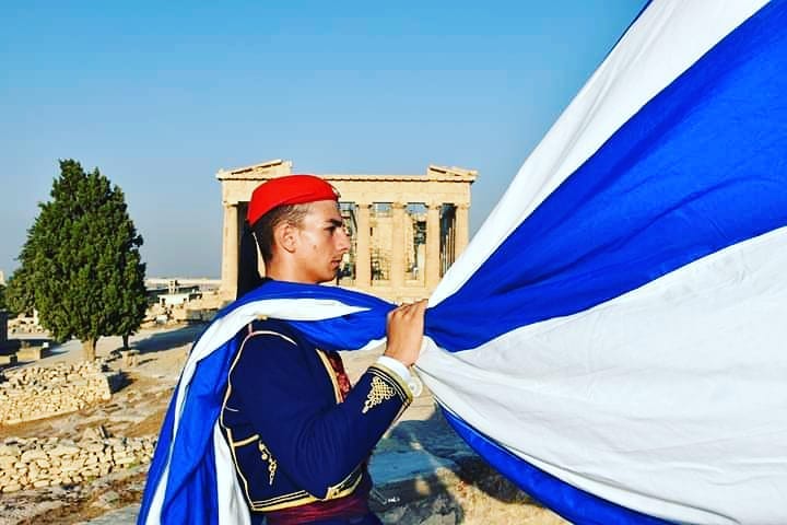 Τούτος εδώ ο λαός δεν γονατίζει παρά μόνο στους νεκρούς του. -  Ιωάννης Ρίτσος

Χρόνια Πολλά Ελλάδα! Χρόνια Πολλά σε όλους τους Έλληνες όπου και αν βρίσκεστε 🇬🇷

#ElectraHotels #28ηΟκτωβρίου #GreekNationalDay