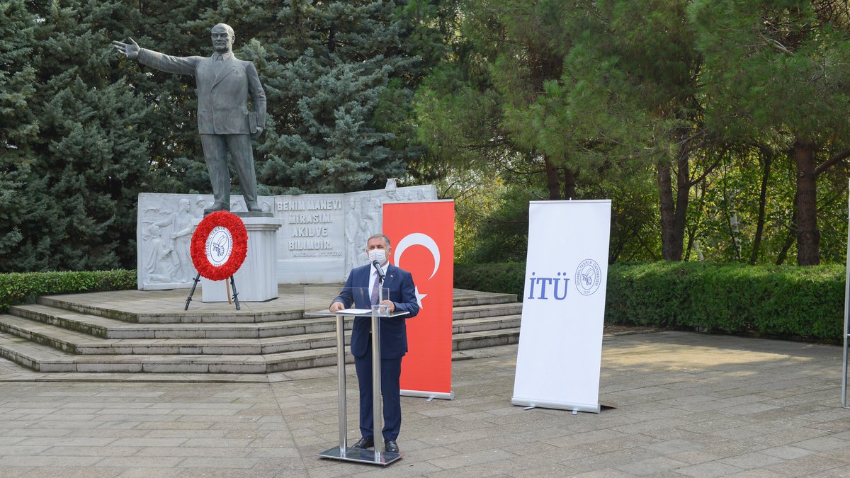 itu1773's tweet photo. Cumhuriyetimizin kuruluşunun 97. yılını, bugün İTÜ Rektörlük Atatürk Anıtı önünde düzenlediğimiz törenle kutladık.🇹🇷🇹🇷🇹🇷 #29Ekim #CumhuriyetBayramı

🔗https://t.co/8Wb2nKReZU https://t.co/ETZow76QRn