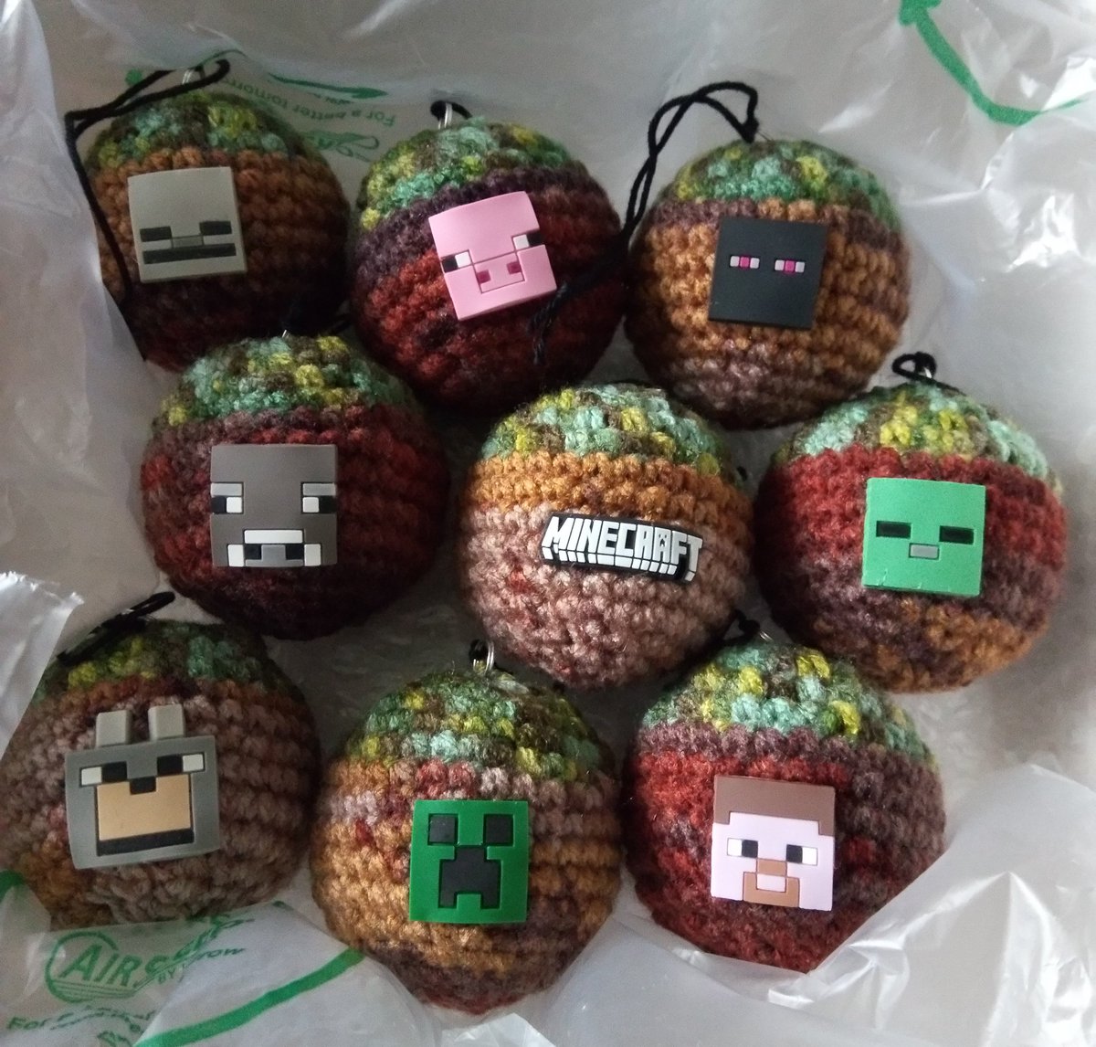 pamcrafted1's tweet photo. Christmas Minecraft style! Handmade baubles going to their new home. #handmade #crochet #Christmasgifts #etsy #handmadechristmas #christmasgeek @pamcrafted.com https://t.co/2Qymxs7OpD