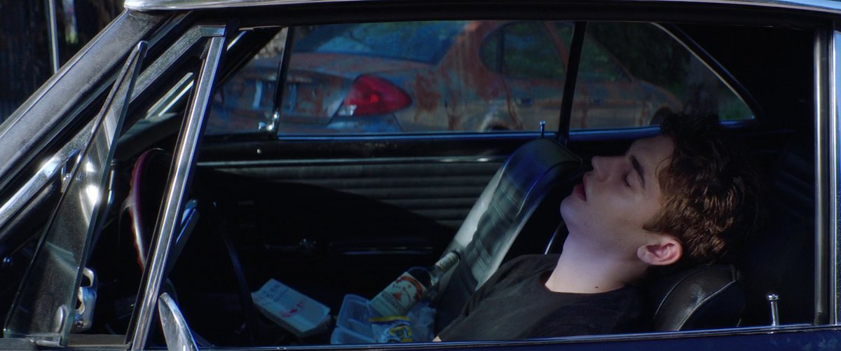 why the FUCK is he sleeping in a car WITH HIS WINDOWS DOWN. how dumb can you be hardin?!