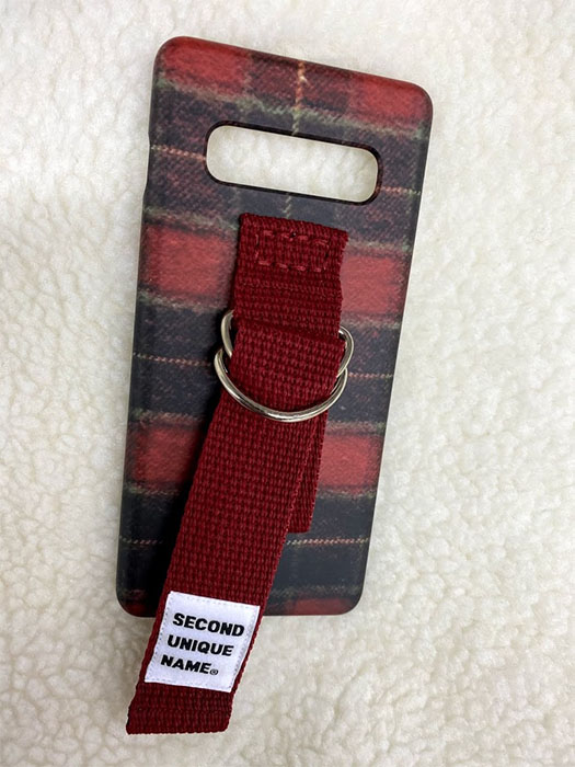_SelectOption's tweet photo. これからの時期にピッタリなSUNCASEのご紹介です🍁洋服や毛布などの生地に似たFLANNEL COLLECTIONは秋冬のお洋服と合わせて持つとさらに可愛くオシャレになじみます🥰カラーも使いやすい5色からお選びいただけます‼️ #GalaxyS10 #Galaxyケース #スマホケース #SUNCASE #韓国 #ブランド https://t.co/Jo7Mkcz7Nx