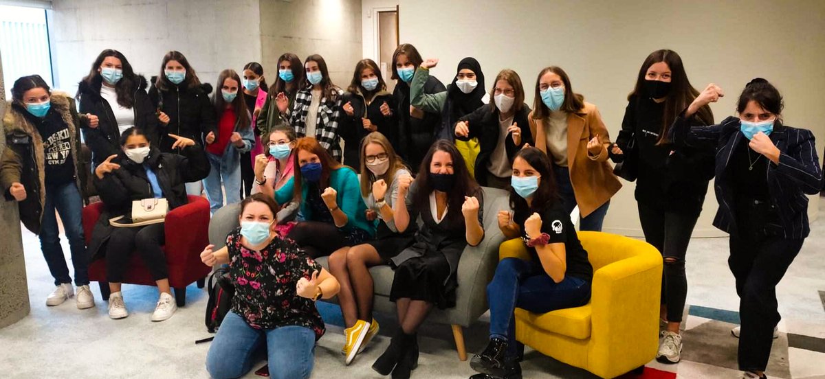 OldSkullGames's tweet photo. Thanks to @GameSup_France and #Elloweb, yesterday we spoke with high school girls about our jobs and careers, because gender diversity is important and is not yet very widespread in our industry! #womenintech #womeningames #objectifpourlemploi https://t.co/Q0Gnadjpt7