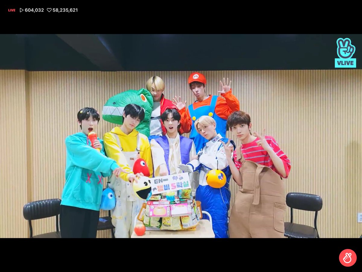 Yelloww_mm's tweet photo. แคปเจอร์ไทม์ #ENHYPEN https://t.co/YcXPCCyLHe