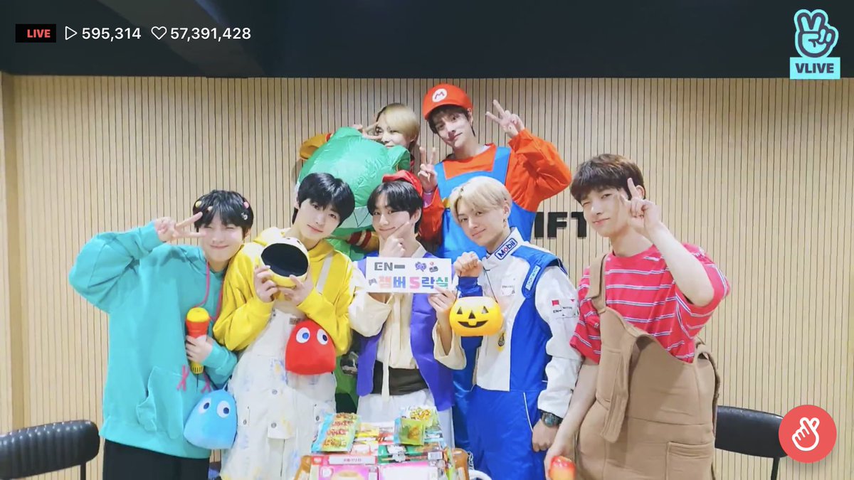 Инхайпен. Enhypen 2021. Энхайпен группа. Энхайпен кпоп группа. Группа enhypen 2021.