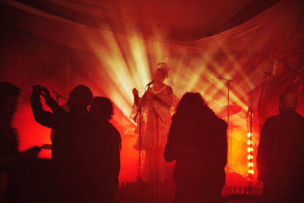 FineSpind's tweet image. Sent i går aftes blev regeringen og et bredt flertal i Folketinget enige om at give ekstra 25. mio. kr. til arbejdslegater i Statens Kunstfond. De skal især hjælpe kunstnere, som ikke har været omfattede af andre hjælpepakker ow.ly/MnvD50C4NF8
#dkkultur @kunstfond