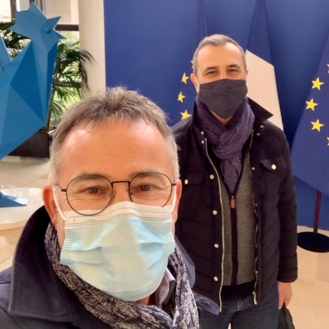 Hier, <a href="/Keetiz/">Keetiz</a> a été accueillie au Ministère <a href="/Economie_Gouv/">Ministère de l'Économie et des Finances</a> pour évoquer les solutions de redynamisation des commerces et la défense du pouvoir d'achat. On repart de ces échanges assurés de défendre les bonnes causes grâce à notre solution.
#relance #pouvoirdachat #commerces