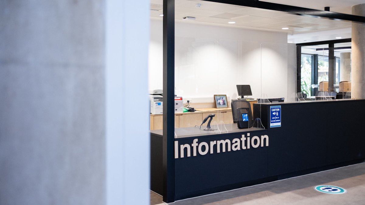 We have worked with <a href="/LJMU/">Liverpool John Moores University</a> to provide all the #signage for their Avril Robarts Library transformation, part of the wider #Tithebarn #Building project.

Read more about the projects on the #LJMU website here: bit.ly/3kC0BpM

Pic courtesy of LJMU.

#Liverpool #University