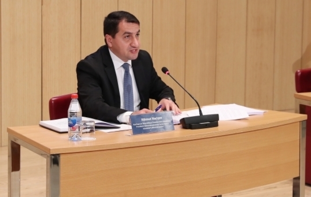 Hikmət Hacıyev: Ermənistanın həyata keçirdiyi etnik və mədəni təmizləmə müharibə cinayətləridir, insanlıq əleyhinə addımlardır video.azertag.az/video/105685?u… #Azərbaycan