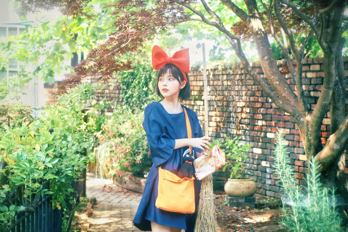 Twoucan キキ 魔女の宅急便 の注目ツイート コスプレ