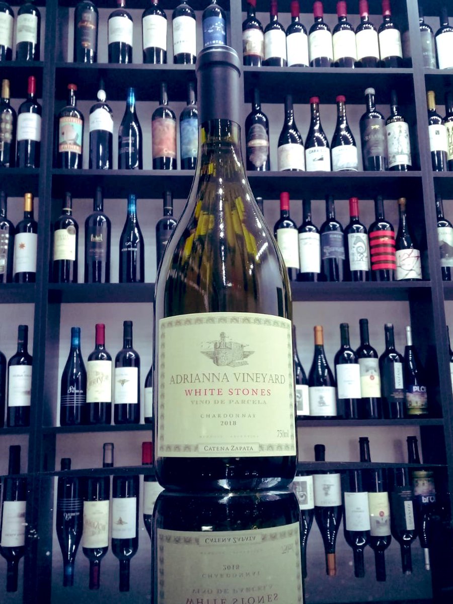 OzonoWines's tweet photo. Y por fin llegaron 😊 #WhiteBones #WhiteStones #AdriannaVineyard #Chardonnay #Gualtallary #VinoDeParcela https://t.co/dckn3EVFJF