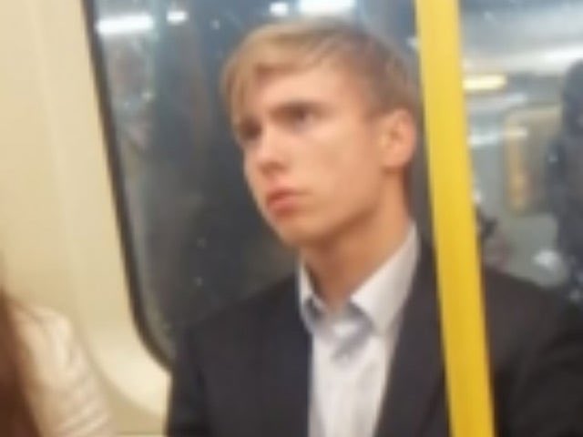 London Police are looking for this man in connection with an assault on an NHS worker on Saturday night. Allegedly the assault was sparked off by asking him to wear a mask on the tube (as per the law). Please RT and find him.