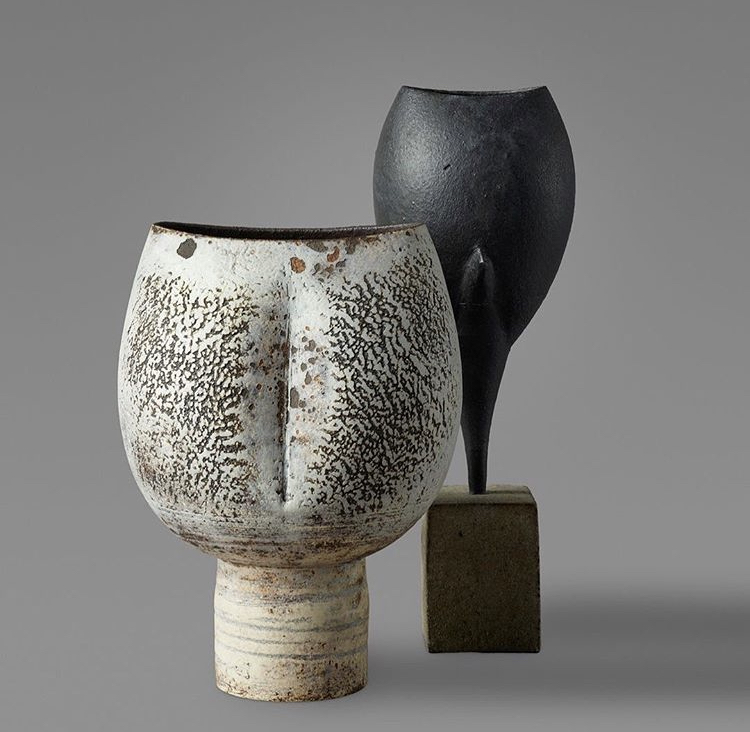 Oxford Ceramics (@oxfordceramics) on Twitter photo Celebrating Hans Coper's centenary <a href="/AshmoleanMuseum/">Ashmolean Museum</a> until 10 Jan 2021 #HansCoper #HansCoper100 Celebrating Hans Coper's centenary <a href="/AshmoleanMuseum/">Ashmolean Museum</a> until 10 Jan 2021 #HansCoper #HansCoper100