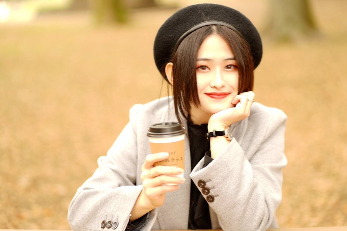 *Portrait * 2020.10.28
秋ポトレ 私服
『ねぇ?寒いからこっち来て
珈琲でも飲みながら喋らない?』
Photo➛@cosgrapherRT
Model➛@kyouya02coslove
#portrait #ポートレート #ポトレ #ポートレート好きな人と繋がりたい #秋を歩こう #紅葉で癒やされよう #紅葉狩り #公園 https://t.co/82O75TIJ1b