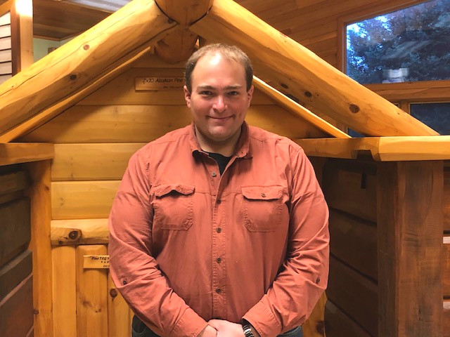 KwaterskiInc's tweet photo. We're pleased to welcome Jason Grant to our Sales Team. Stop by and meet him in person, and learn more about the materials and services we offer. 

#woodproducts #eagleriverwisconsin #Sales https://t.co/ihEJFbOl5s