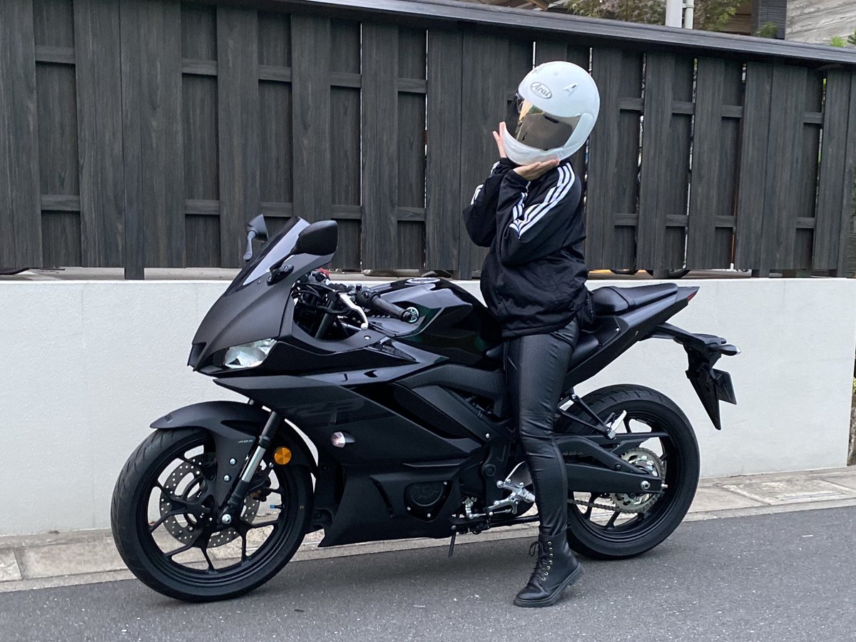 a________oI223's tweet photo. 𝟐𝟎𝟐𝟎.𝟏𝟎.𝟐𝟖 𝐘𝐙𝐅-𝐑𝟑納車した🖤 https://t.co/gJ0eT0KnE6