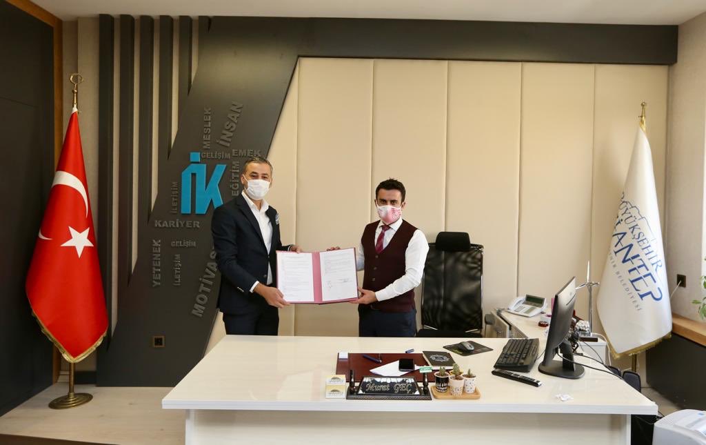 .@zirvesigorta27 ile <a href="/GaziantepBeld/">Gaziantep Büyükşehir</a> personeli için geçerli 1 yıllık indirim protokolü gerçekleştirdik. ✍🏻

Tüm personelimizi kapsayan indirimden 'Personel Kartı'nızı göstererek yararlanabilirsiniz.
Konut, Sağlık, Kasko, Yangın, İşyeri, Nakliye, DASK Sigortalarında
%1️⃣5️⃣ İNDİRİM