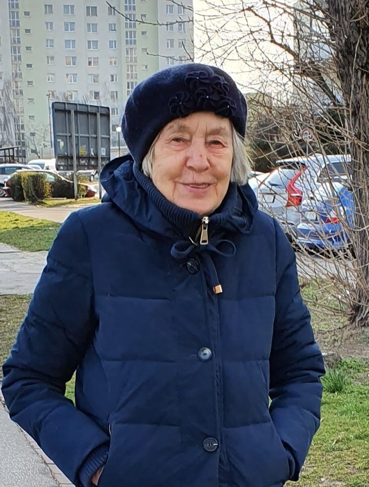Drodzy, 85-letnia ciocia kolegi zaginęła na Ursynowie, szczegóły w linku w poprzednim tweecie. Prośba o share. Cc <a href="/BeataGWinter/">Beata Górka-Winter</a>
