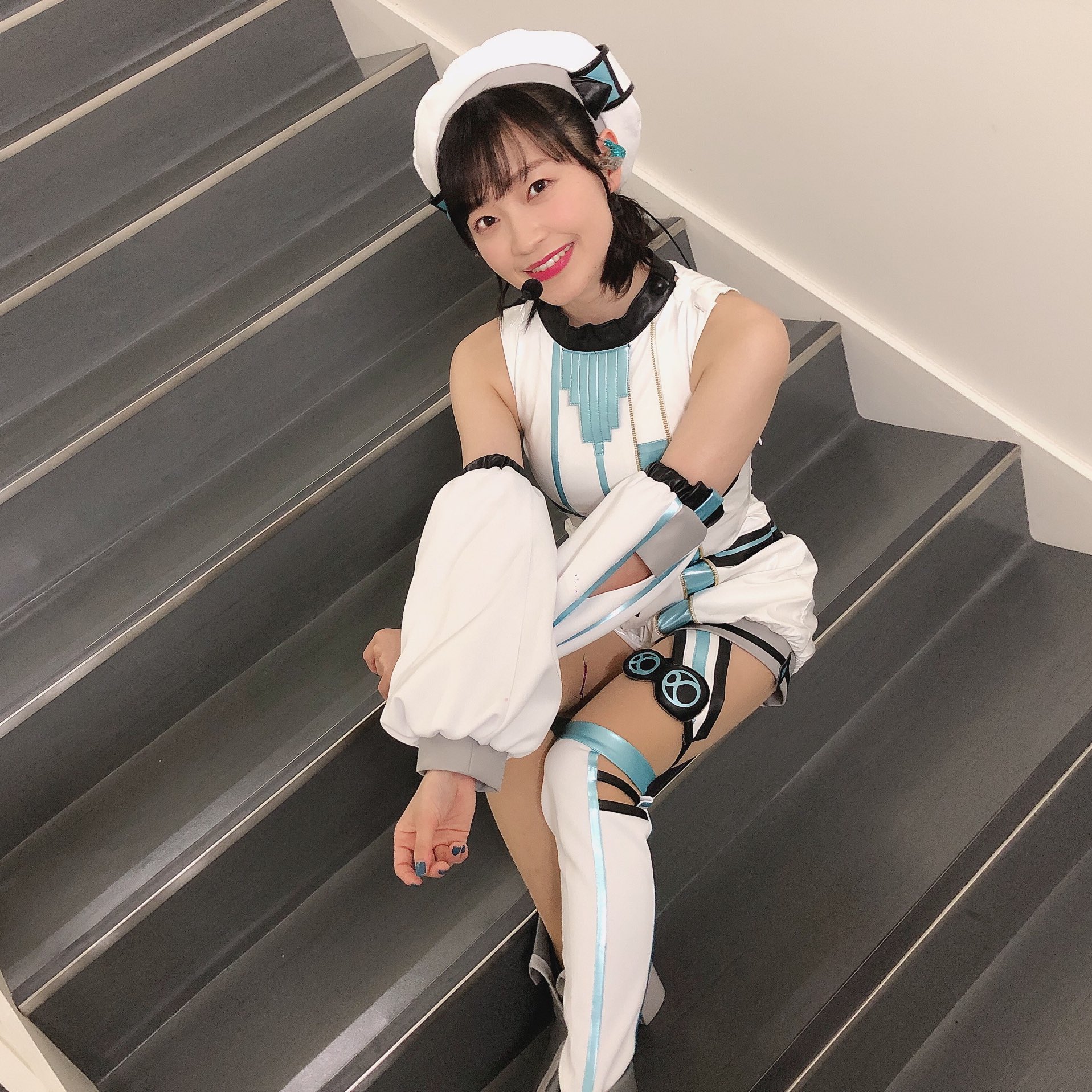 岩田陽葵 LEGENDA レジェンダ　フォトブック 61GNgVBrYeL._AC_SY200_QL15_.jpg