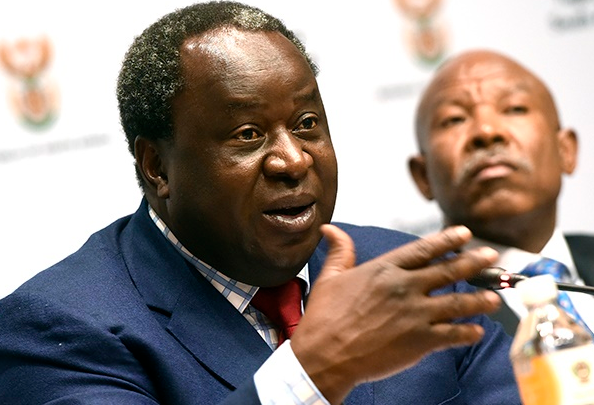 News24's tweet photo. LIVE | Govt borrowing at a rate of R2.1bn per day - Mboweni

https://t.co/IHcUyt48DQ https://t.co/uvkcxpFvSl