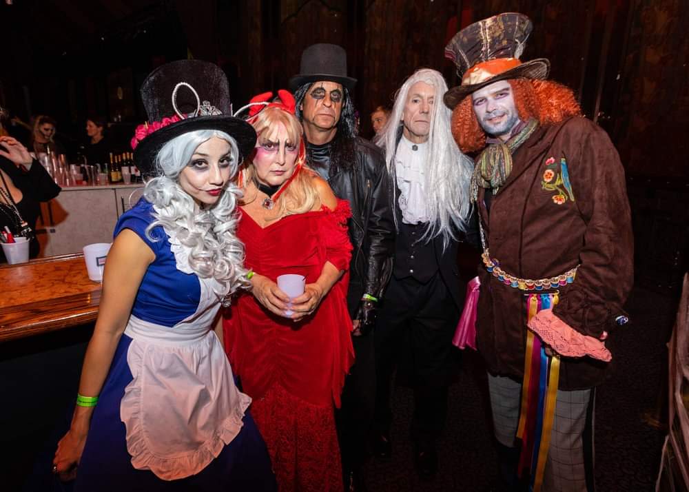 It's the last day to get your virtual ball ticket!  Join the fun here and dance to Roxxymoron!  halloweencb.eventbrite.com