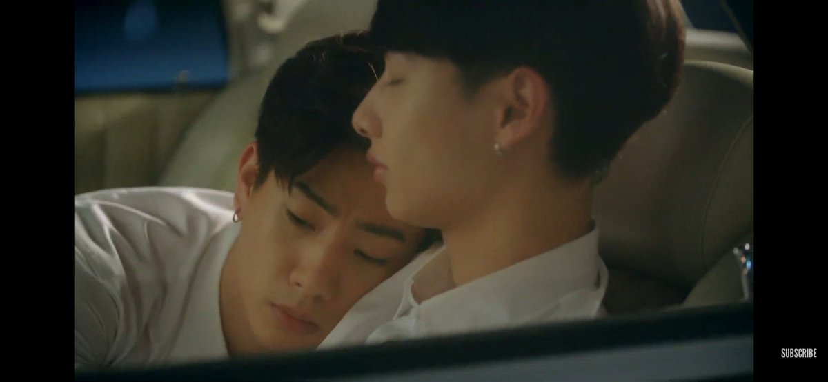 ChibiDolls's tweet photo. Thank you for making my restless October completely recharged again 💚
This is worth the wait 💚😭🥺 gusto ko na lang magpahinga the whole night kaso may work pa baka may merch din na lumabas. 🙊
#คืนนี้มีทฤษฎีจีบเธอspecial #offgun #khaithird #thirdkhai #gangstaproduction https://t.co/jvnEk4laXY