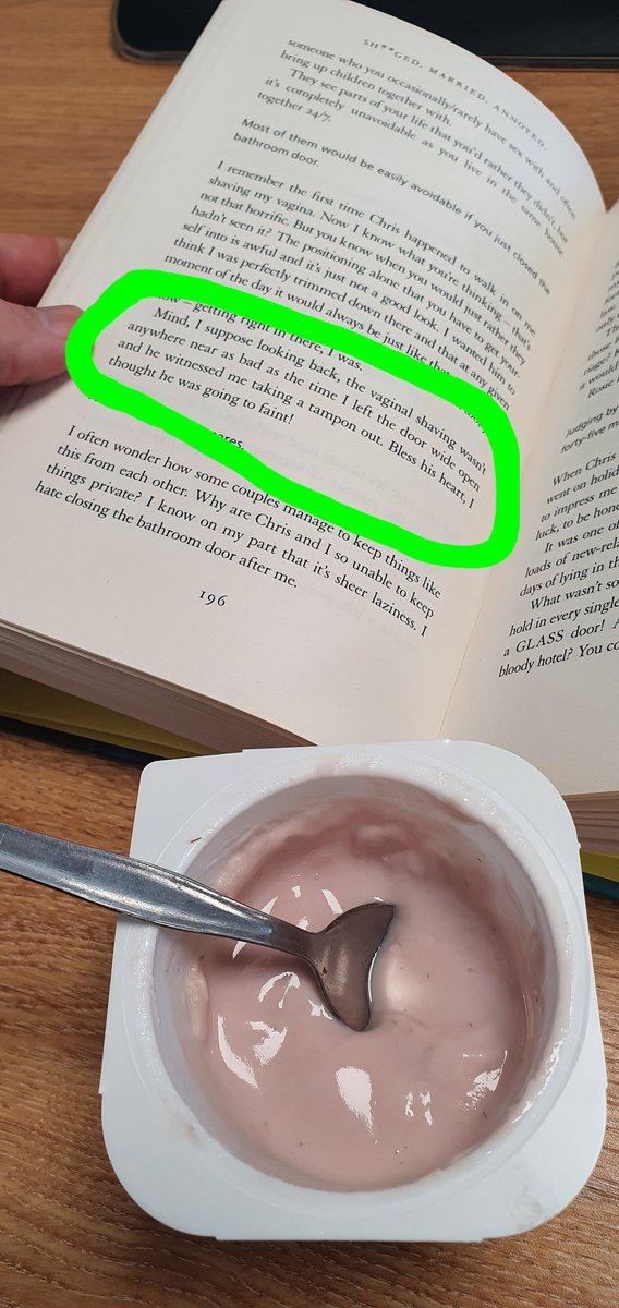 NiftyNickH's tweet photo. @Rosemarino @IAmChrisRamsey I no longer wish to eat this yoghurt... https://t.co/UkJYDgjVwY