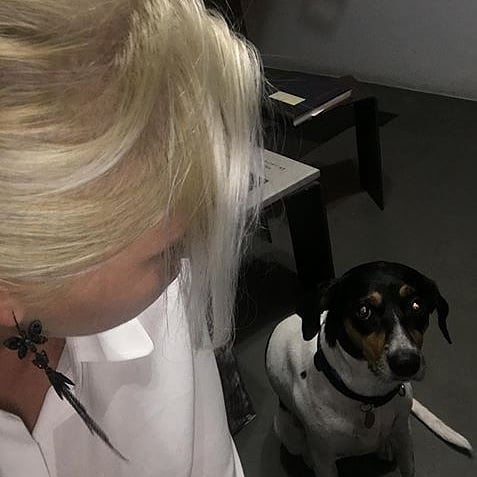 Mon Toutou Très Obéissant