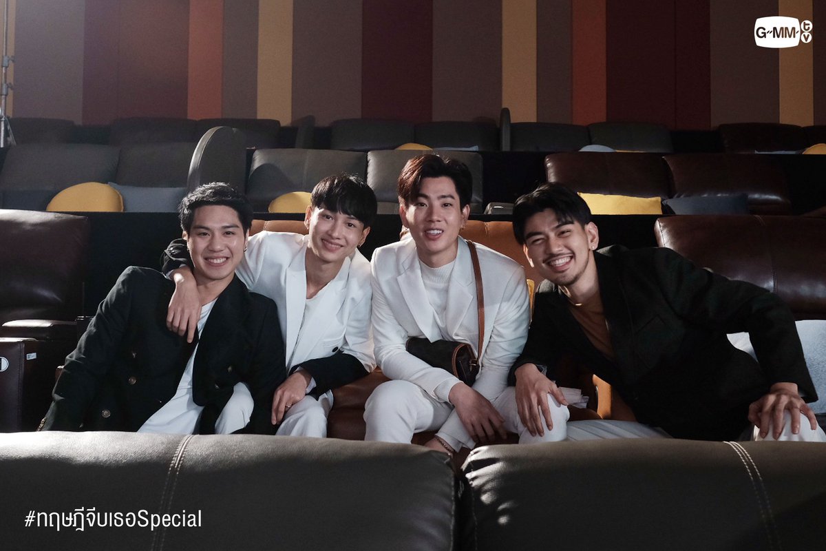 sphyngly_'s tweet image. I have so much love for these boys.
The way you support each other through their ups and downs made me love this series so much. I love you so much, Khai, Third, Bone and Two. 💚

#ทฤษฎีจีบเธอSpecial
#ทฤษฎีจีบเธอ #ออฟกัน