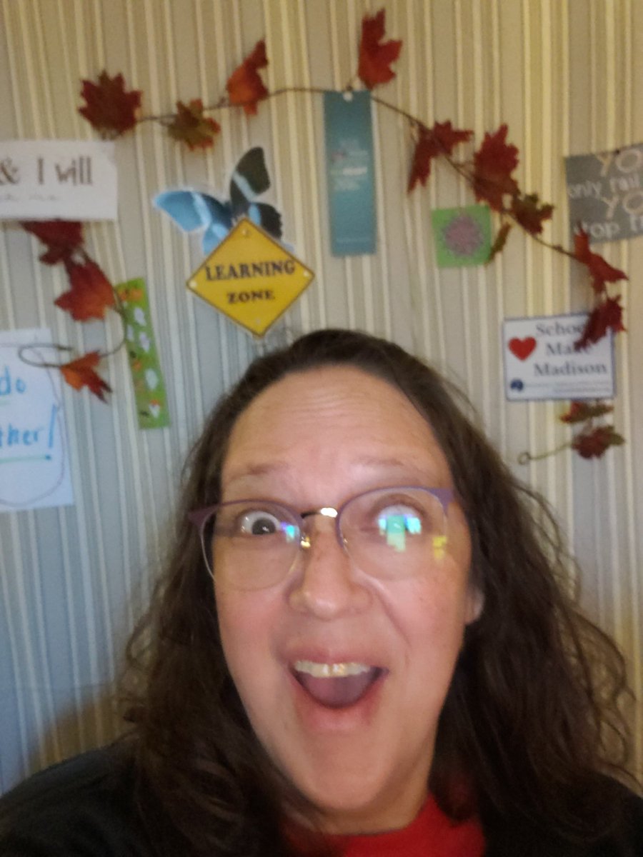 MsXSuperTeach's tweet photo. I've got spirit, yes I do. I've got spirit how 'bout you :)?! #SennettShines #SennettBrilla https://t.co/QvNxAwTgrj