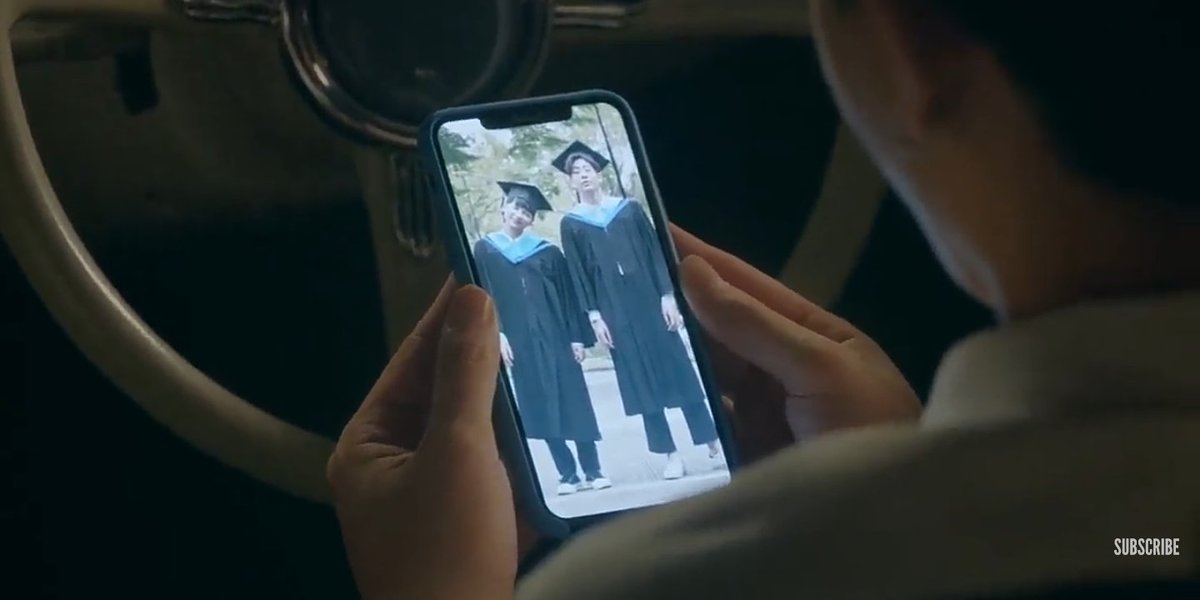 reystertoto's tweet image. It's not Third's phone, It's Gun's phone.
#ทฤษฎีจีบเธอSpecial