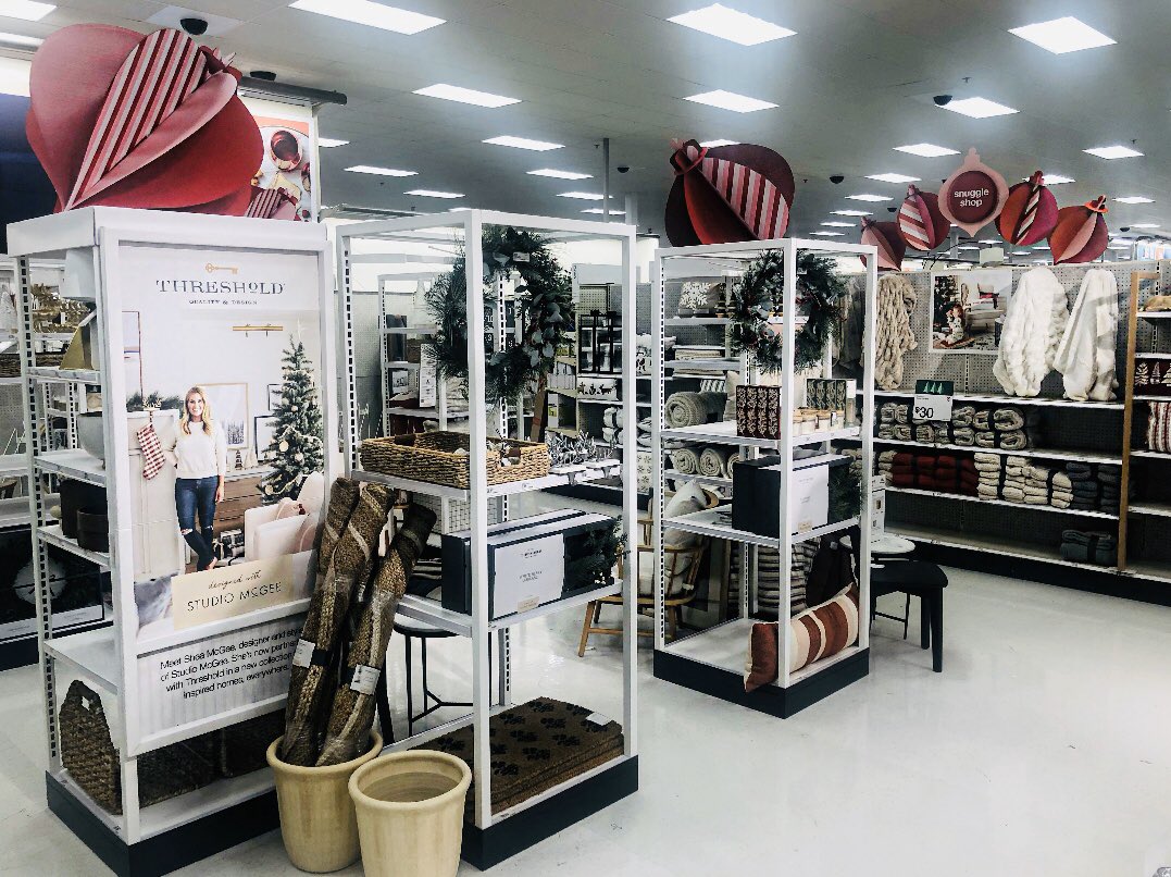 BrandenT1940's tweet photo. We are excited to share our amazing holiday home collection with our guests and team here at 1252! Let’s bring joy and laughter to the end of a crazy year. 🎄 🎅🏼 #Target #holiday #Targetholiday @DES_TGT @sarah_hunsucker @I_Tob26 https://t.co/R5fXE1stHk