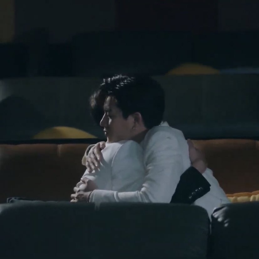 afteraube's tweet image. i didn’t understand everything, but i just know that khai’s love for third is unexplainable by words. third fell first, but khai fell harder. he truly loves his bestfriend, his boyfriend and his soon to be husband. 😭😭😭

  #ทฤษฎีจีบเธอSpecial
