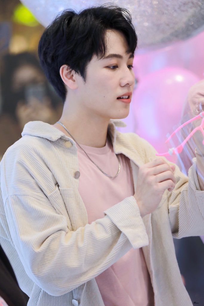 Roseyw48's tweet photo. 1023 HQ

니가 좋다면 나도🤍
@warwanarat
#warwanarat https://t.co/KzABBwTQ61