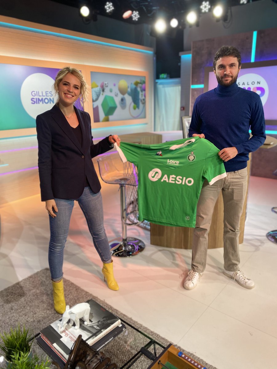 |🎁CONCOURS] RT pour tenter de gagner le maillot de l'AS Saint-Etienne !

👉 Follow <a href="/beinsports_FR/">beIN SPORTS</a> pour jouer 😉

📺 Ne manquez pas #SalonVip Inside avec <a href="/Claire_Arnoux/">Claire Arnoux</a> et <a href="/GillesSimon84/">Gilles SIMON</a> à 19H sur beIN SPORTS 1 !