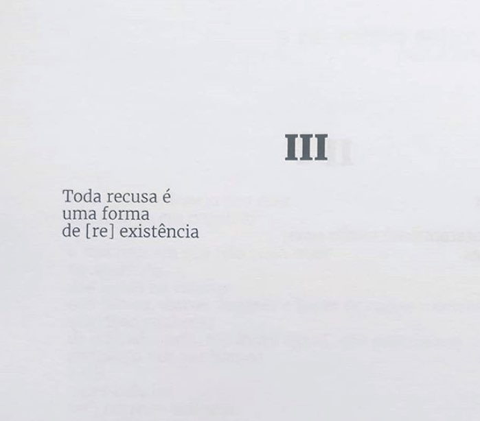 Outro dos "5 re-mixes sobre a recusa", de Mariana Paim.

Da zine rosa rubiginosa, publicada pela Alpaca Press em 2016.